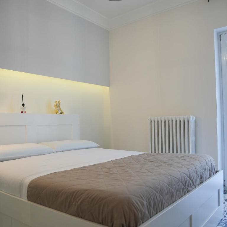 Lecce Diamond - 200mq in centro città con terrazza privata - Appartamento con 3 Camere da Letto - 57