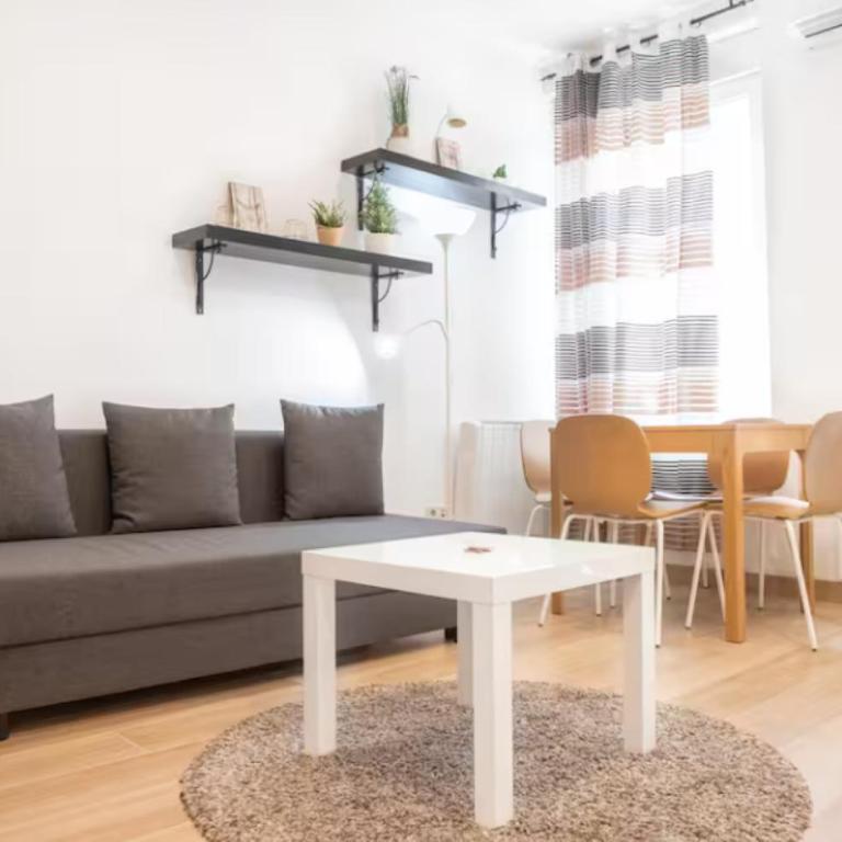 Smart Loft Madrid - IFEMA & Airport Zone - One-Bedroom Apartment - 7
