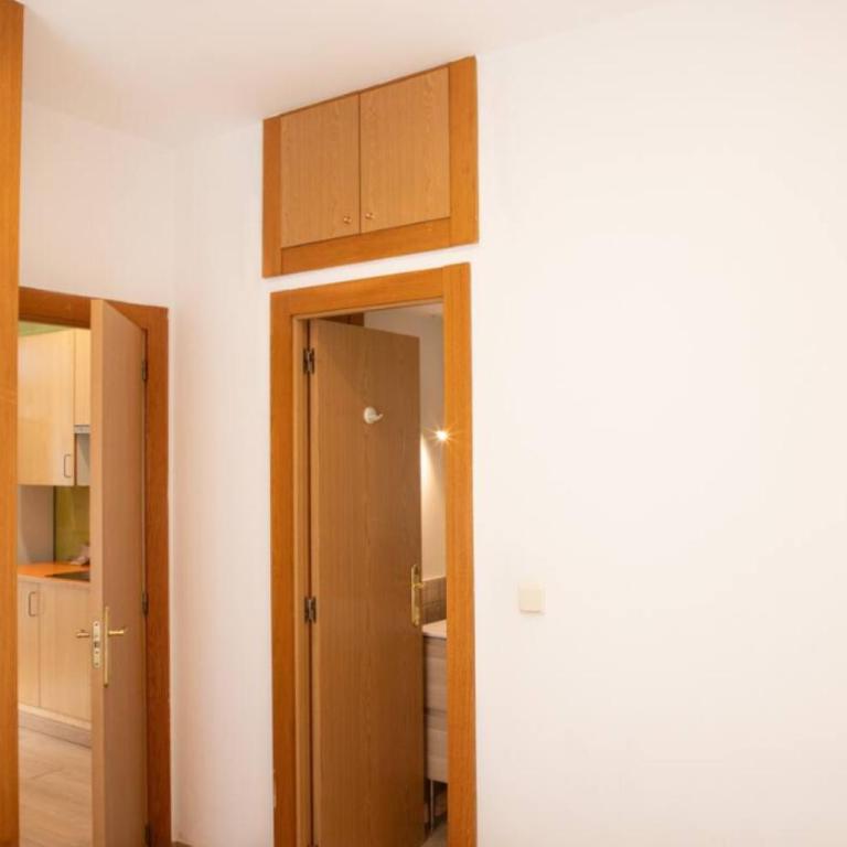 Smart Loft Madrid - IFEMA & Airport Zone - One-Bedroom Apartment - 15