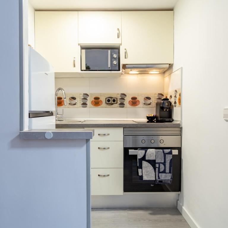 Via Aurelia 17 Cozy Apartment - One-Bedroom Apartment - 18