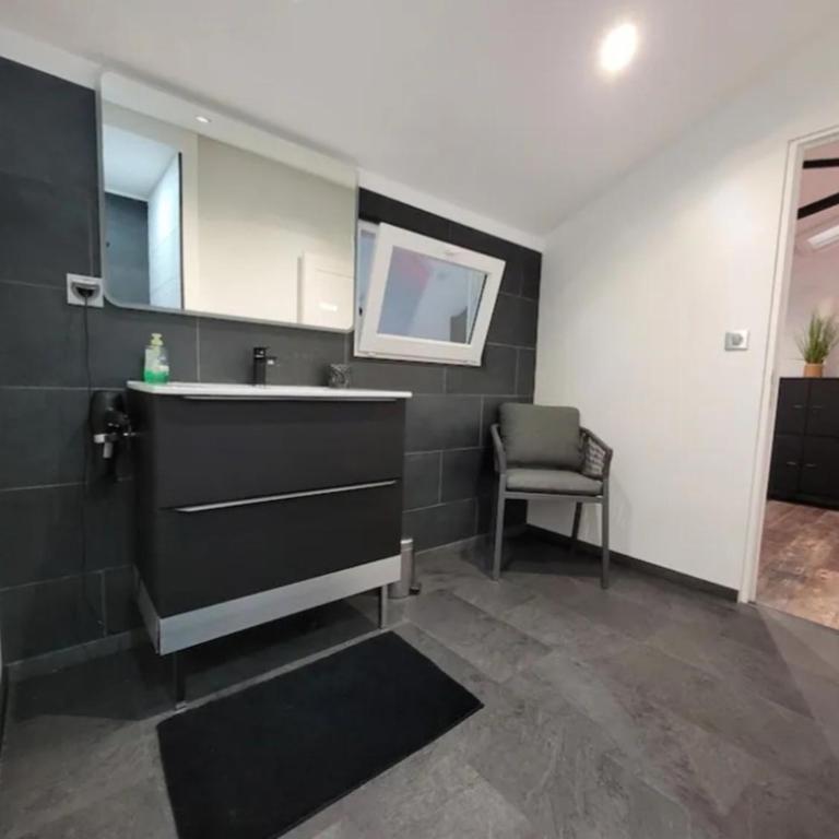 Indus'Loft and Spa-Jacuzzi et Parking Privé - Loft - 28