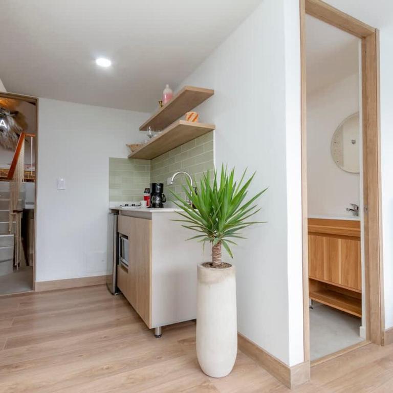 Laureles Apt-Big Windows-Smart lock- AC - Apartment - 9