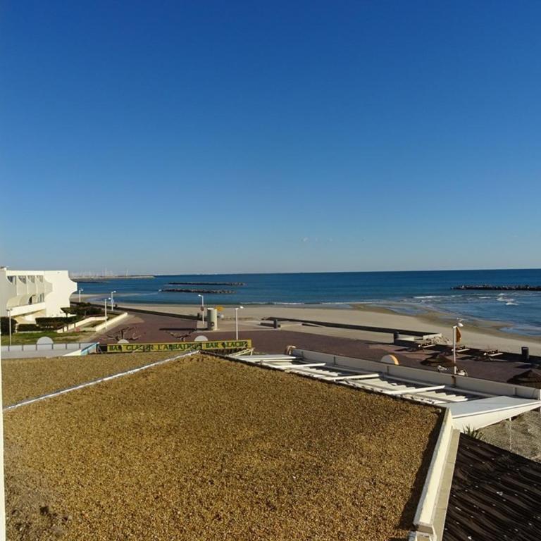 Magnifique T2 cabine 7 pers face mer avec parking et WIFI à Palavas - Appartement 1 Chambre - 4