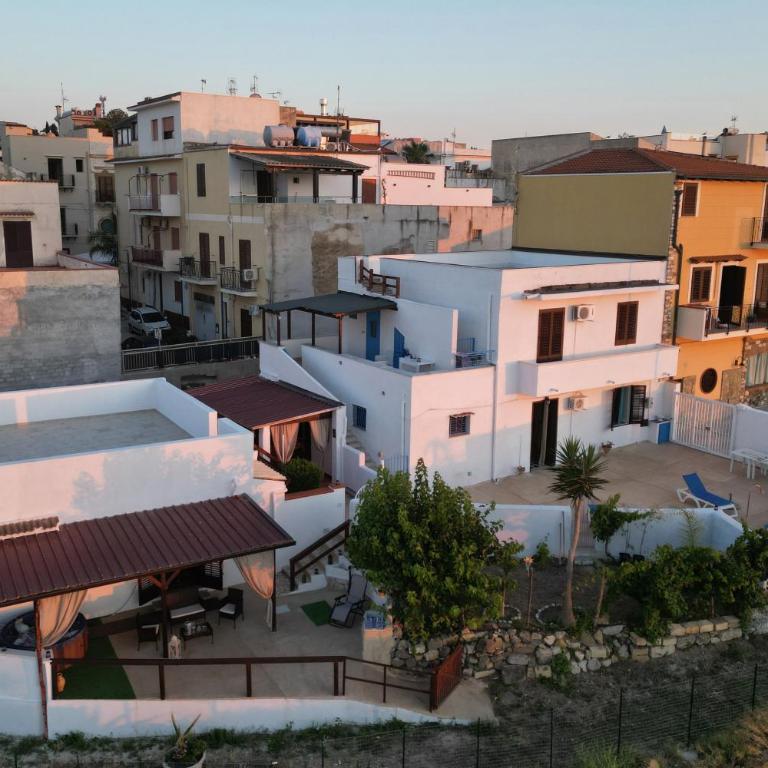 Baia Marina Suite with private jacuzzi - Villa con 2 Camere da Letto - 16