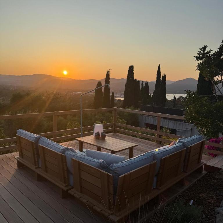 Maison Caroline - Villa 10 personnes avec piscine à 5km de Saint Tropez - Villa - 2