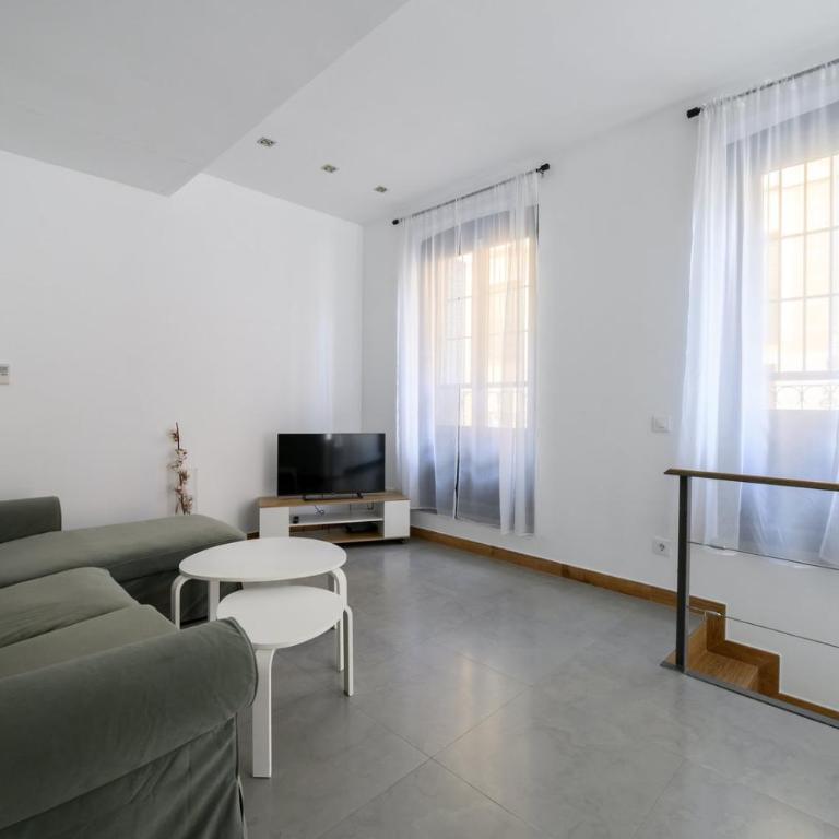 GuestReady - Your Urban Retreat in Madrid - Duplex Apartment - 18