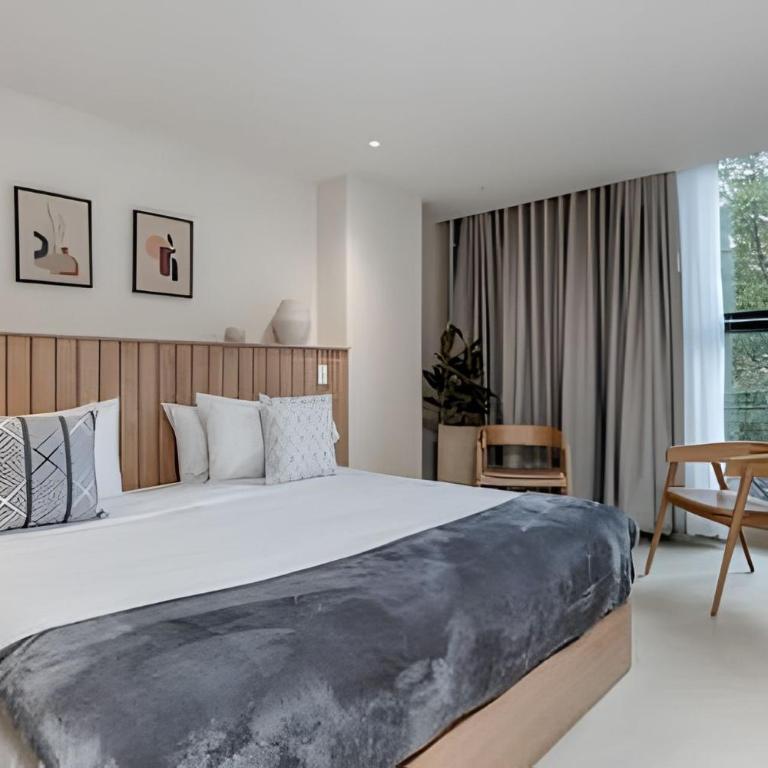 Solei Loft 302 - Elegante Oasis: Loft/Jacuzzi/AC - Apartment - 4
