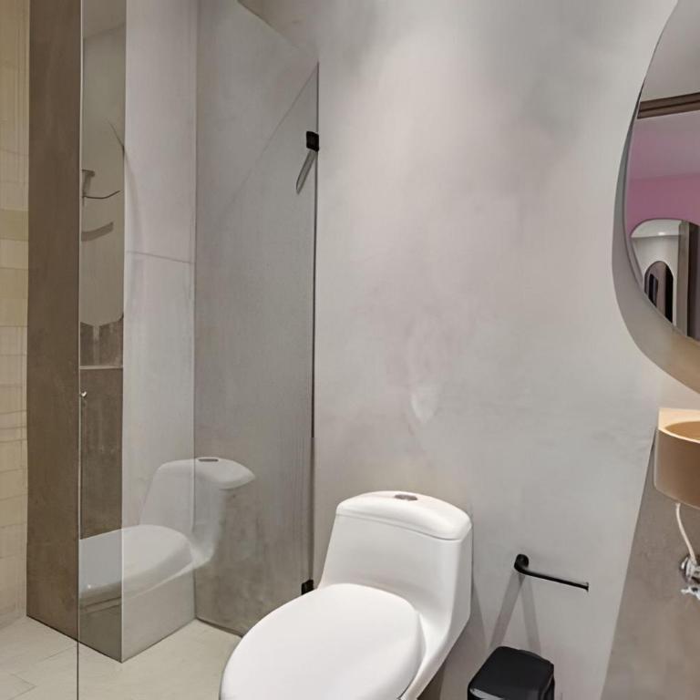 Solei Loft 302 - Elegante Oasis: Loft/Jacuzzi/AC - Apartment - 10