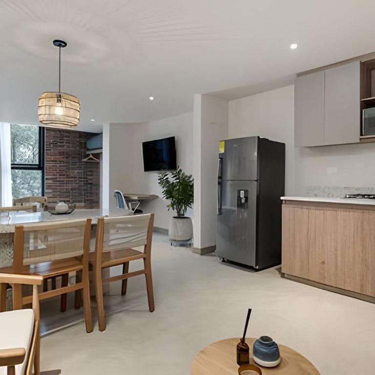 Solei Loft 302 - Elegante Oasis: Loft/Jacuzzi/AC - Apartment - 14