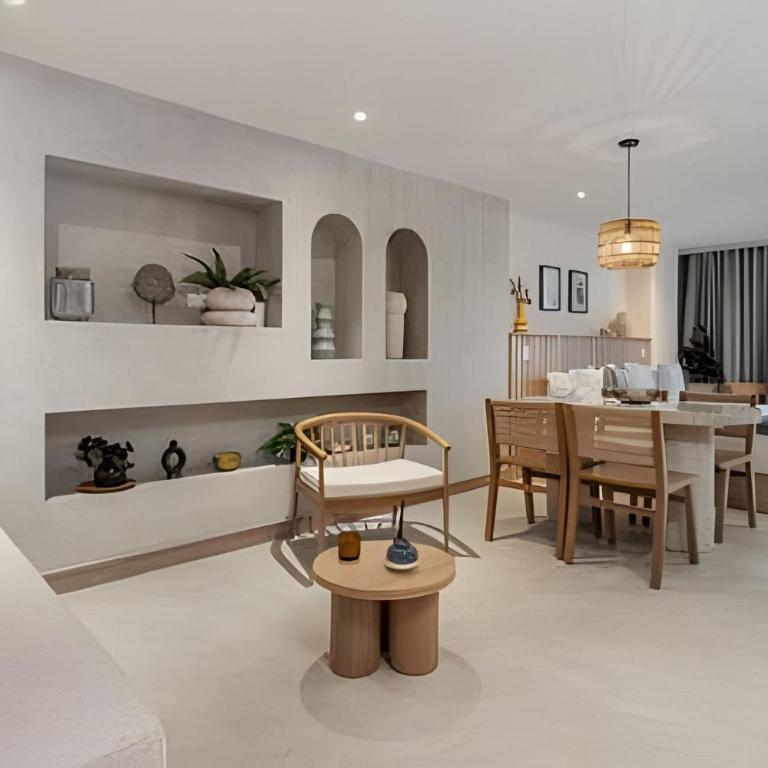 Solei Loft 302 - Elegante Oasis: Loft/Jacuzzi/AC - Apartment - 11