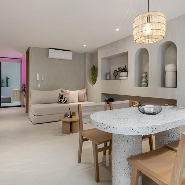 Solei Loft 302 - Elegante Oasis: Loft/Jacuzzi/AC - Apartment - 12