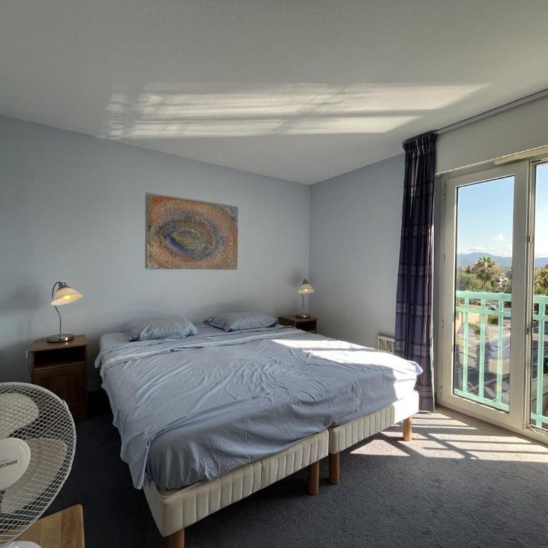 Une des plus belles vue de Port Frejus,Le MIRAMAR, - Appartement - Vue sur Mer - 16