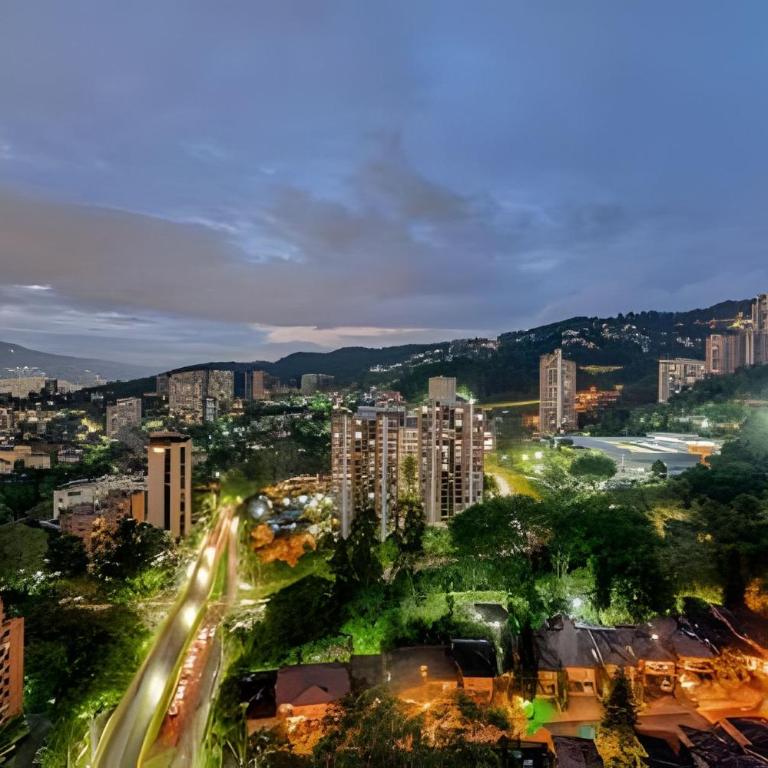 Urban 2205 - Serenity & fitness. Apt w pool/gym - Apartment - 2