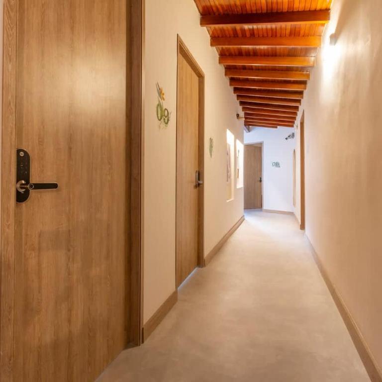 Spacious Laureles Apt-Smart Lock-Queen Bed-AC - Apartment - 12