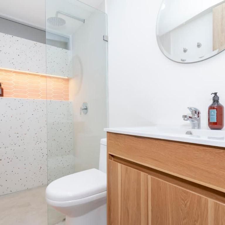 Spacious Apt -Laureles -AC -Smart Lock- WiFi - Apartment - 4