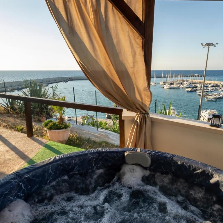Baia Marina Suite with private jacuzzi - Villa con 2 Camere da Letto - 25