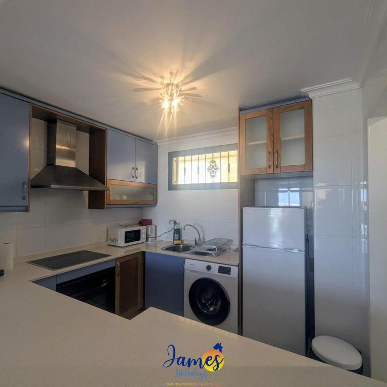 Cozy Beachside 2BR Retreat TV23 - Apartamento - 9