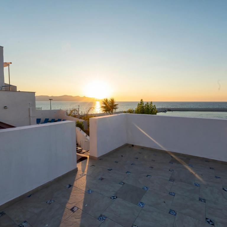 Baia Marina Suite with private jacuzzi - Villa con 2 Camere da Letto - 15