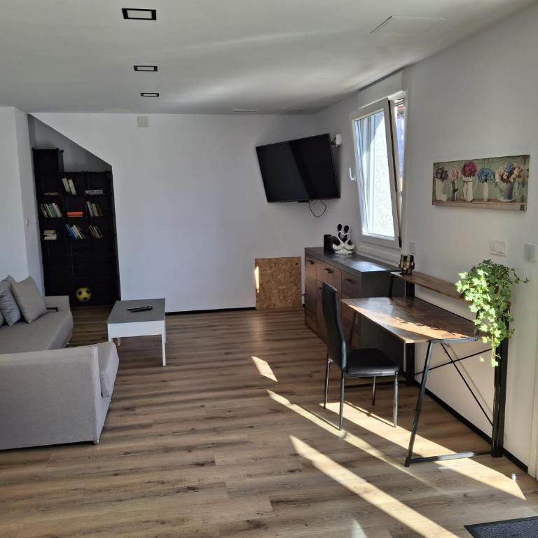 bajo independiente de casa en vigo - Casa de 2 dormitorios - 6