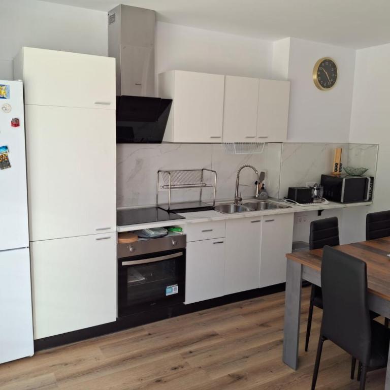bajo independiente de casa en vigo - Casa de 2 dormitorios - 29