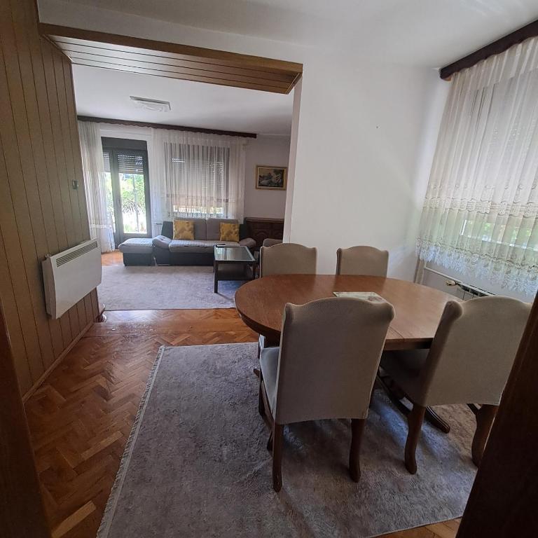 Villa Behić - Four-Bedroom House - 28