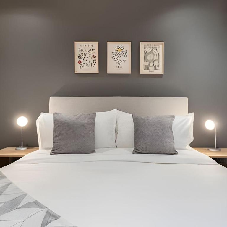 Santacoloma 407 Peaceful apt with green views. AC - Apartment - 1