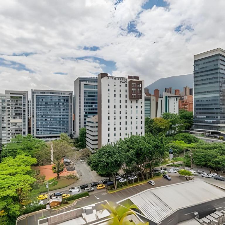 Torre 6 Sur - Loft moderno: Balcón, AC / Poblado - Apartment - 8