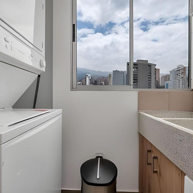 Torre 6 Sur - Loft moderno: Balcón, AC / Poblado - Apartment - 22