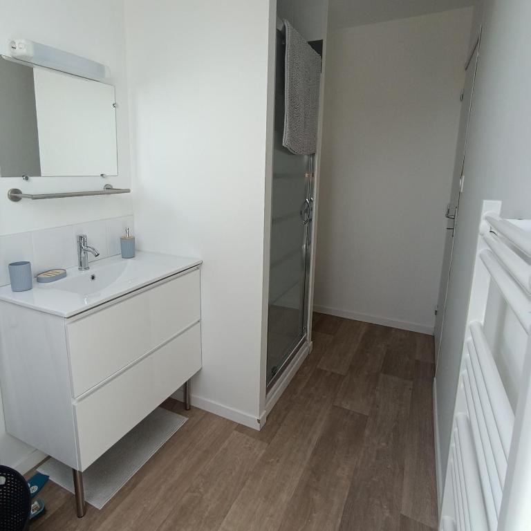 Appt du Phare, 1 ch, proche port et plage de Calais - Apartment mit Dusche - 9