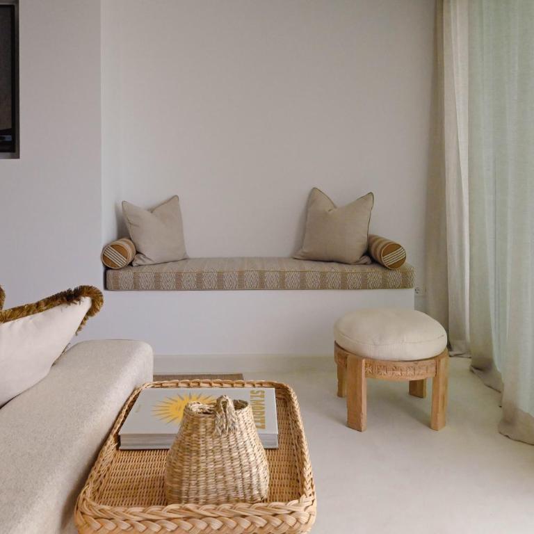 Apartment Marbella Golden Mile - Puente Romano Area - Casa las Mariposas - Three-Bedroom Apartment with Sea View - 16