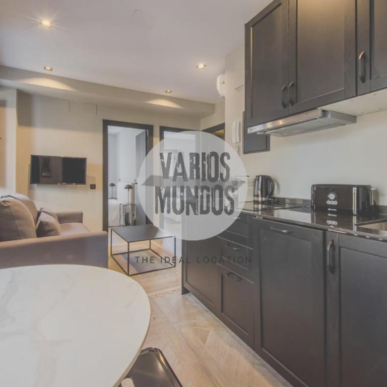 Esencia de Madrid para 7 en Santa Ana 20 E2 - Apartamento - 1