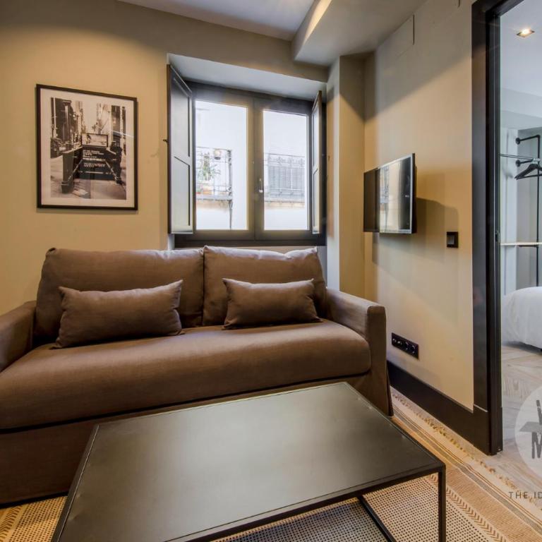 Esencia de Madrid para 7 en Santa Ana 20 E2 - Apartamento - 21