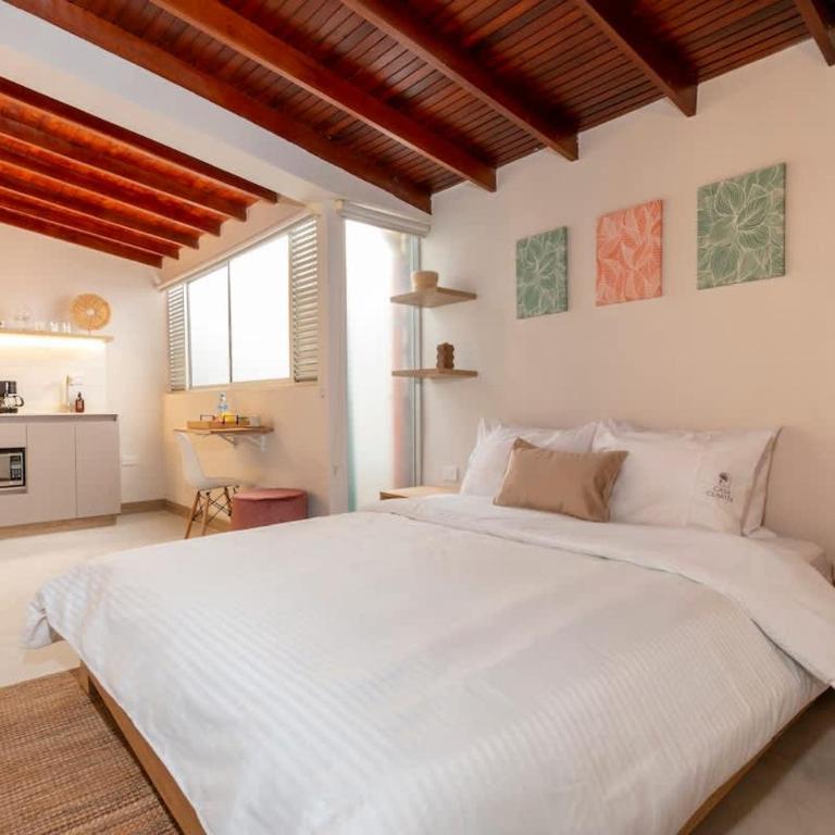 Modern Cozy Apt - Laureles -AC - Fast WiFi - Apartment - 1