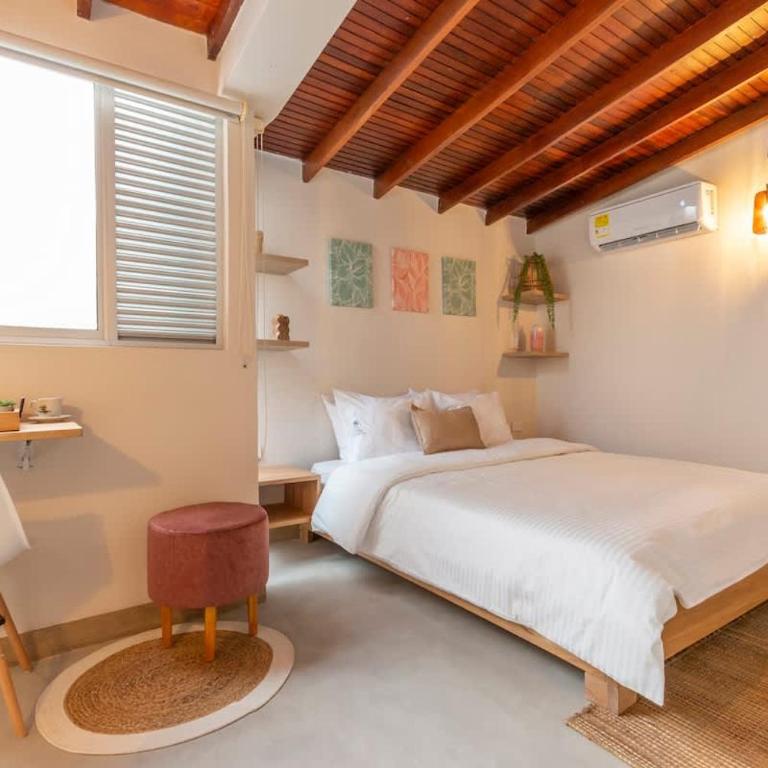 Modern Cozy Apt - Laureles -AC - Fast WiFi - Apartment - 2