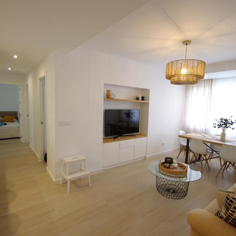30 - Livingtarifa El Poniente - Apartamento de 3 dormitorios - 3