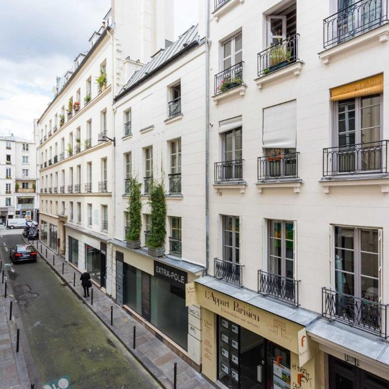 Chic & confort dans le quartier animé du Sentier - Two-Bedroom Apartment - 14