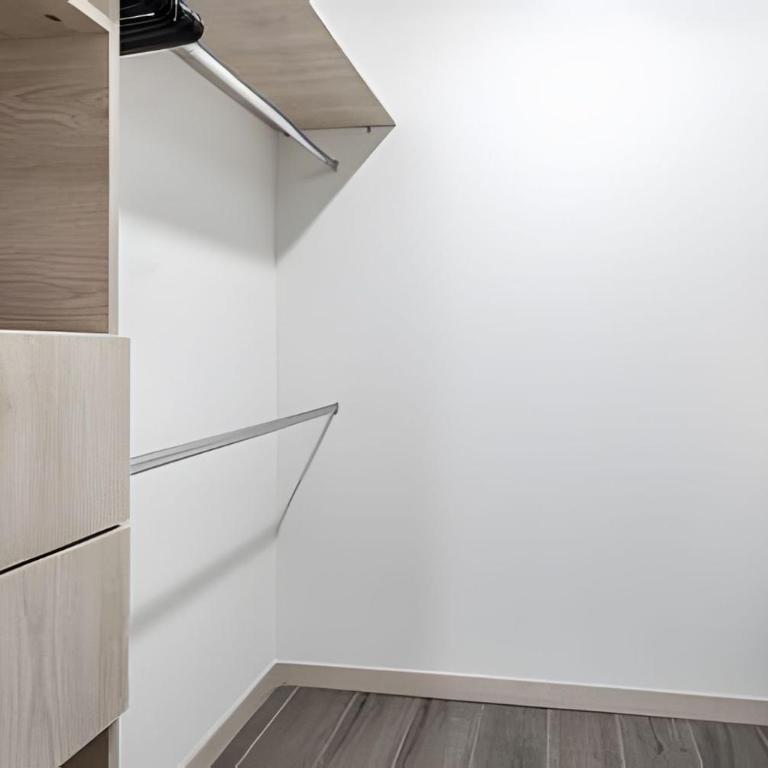 Class 48 2303- High-Class Loft w/ Priv balcony - Apartment - 7