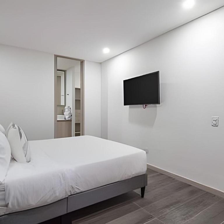 Class 48 2303- High-Class Loft w/ Priv balcony - Apartment - 5
