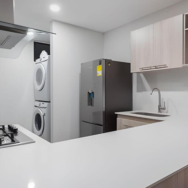 Class 48 2303- High-Class Loft w/ Priv balcony - Apartment - 14