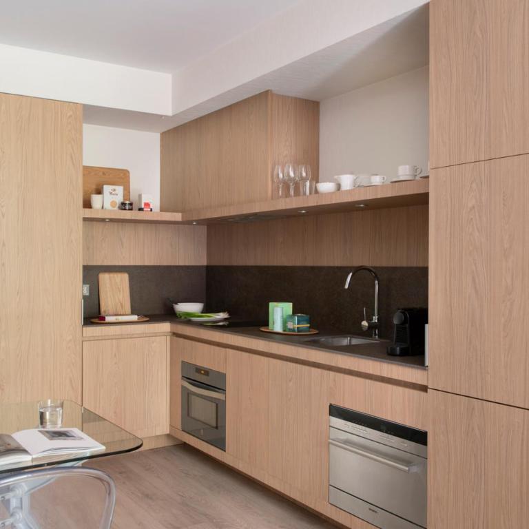 Eric Vökel Boutique Apartments - Sagrada Familia Suites - Two-Bedroom Apartment with One Bathroom - 4