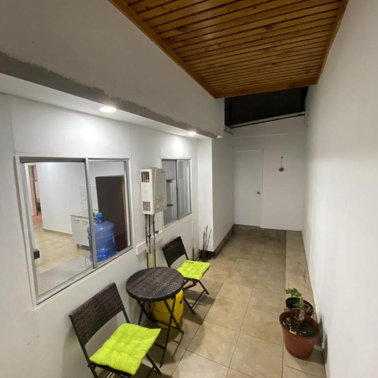 Depto 3 habitaciones para Familia o Empresa - Three-Bedroom Apartment - 9
