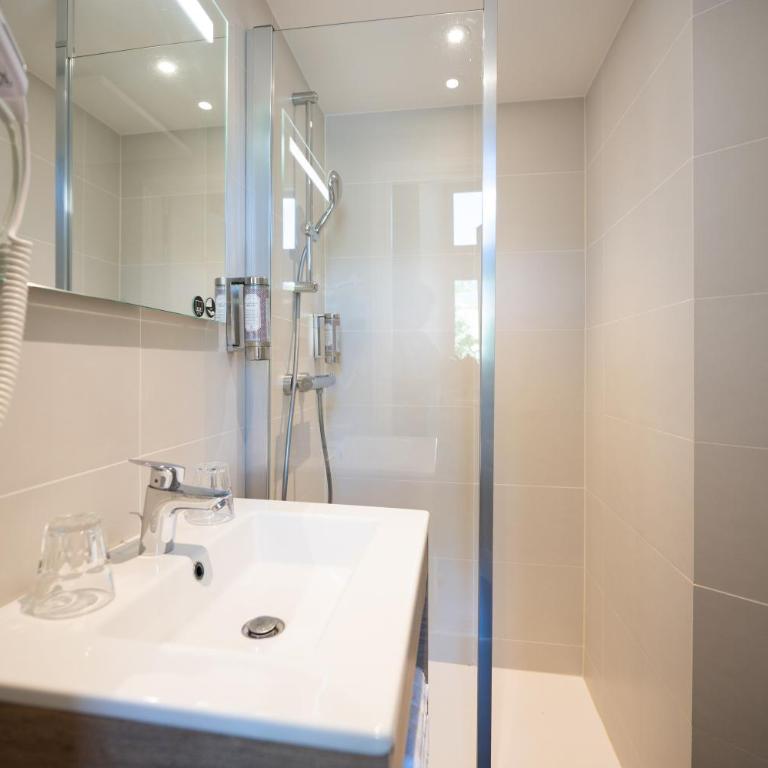 Hôtel La Couleuvrine Sarlat Centre Ville - Très Petite Chambre Double - 6