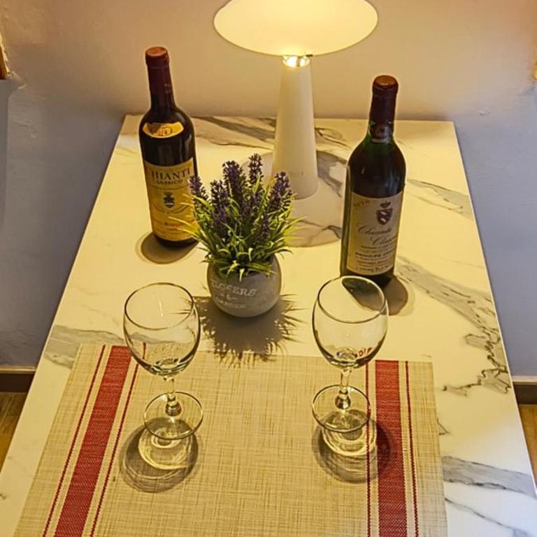 Bobohouse - Appartamento Monolocale con 1 Letto Matrimoniale - 30