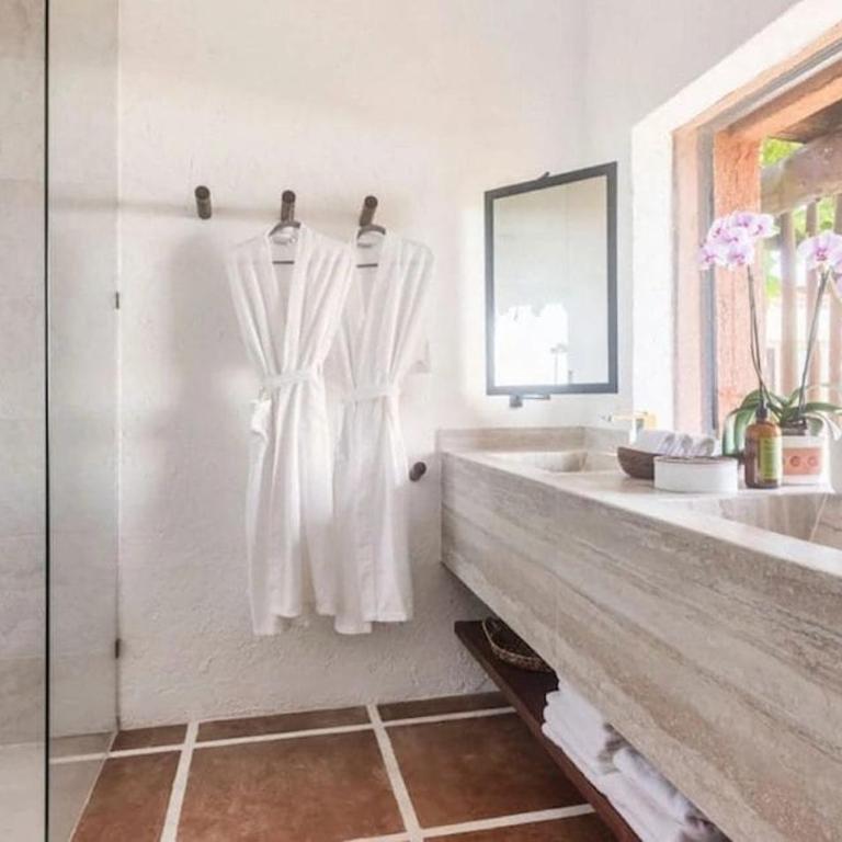 Beachfront Xaman Ha villa 3 with 11 bedrooms! - Villa - 28