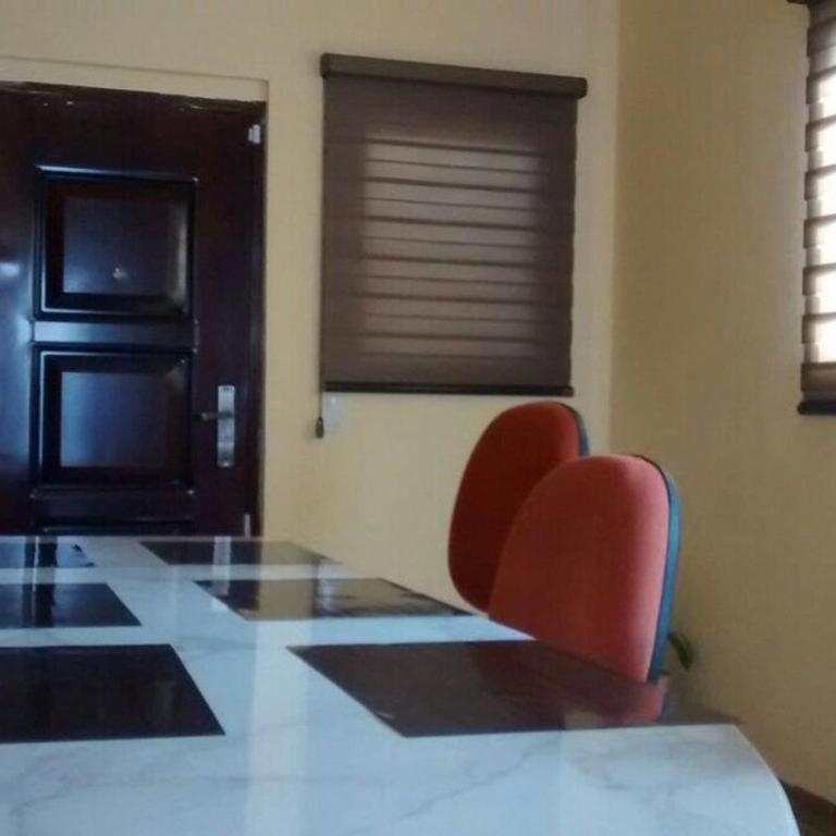Alojamiento cerca del Tec de Monterrey - Two-Bedroom Deluxe Apartment with Balcony - 2