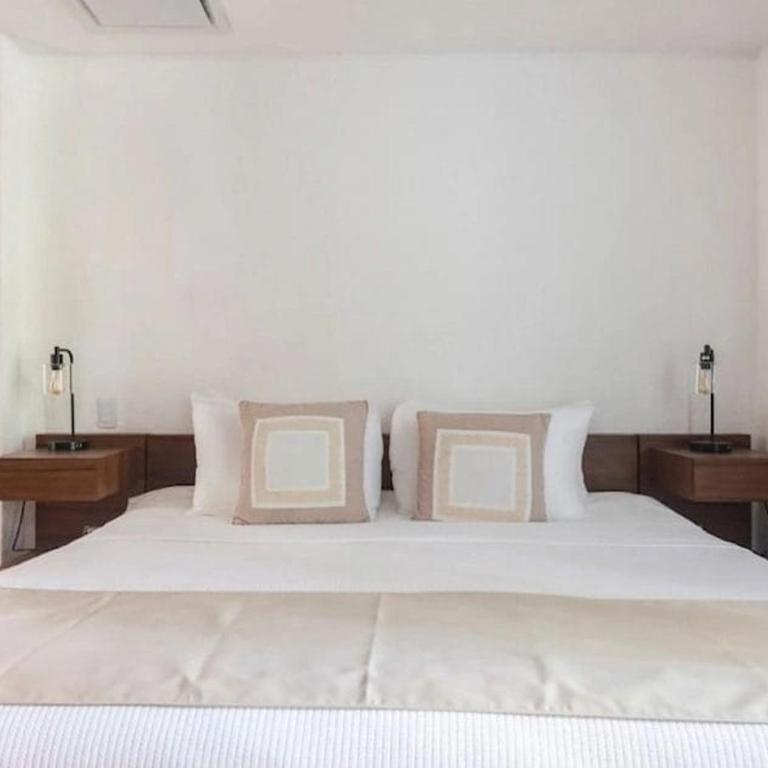 Beachfront Xaman Ha villa 3 with 11 bedrooms! - Villa - 45