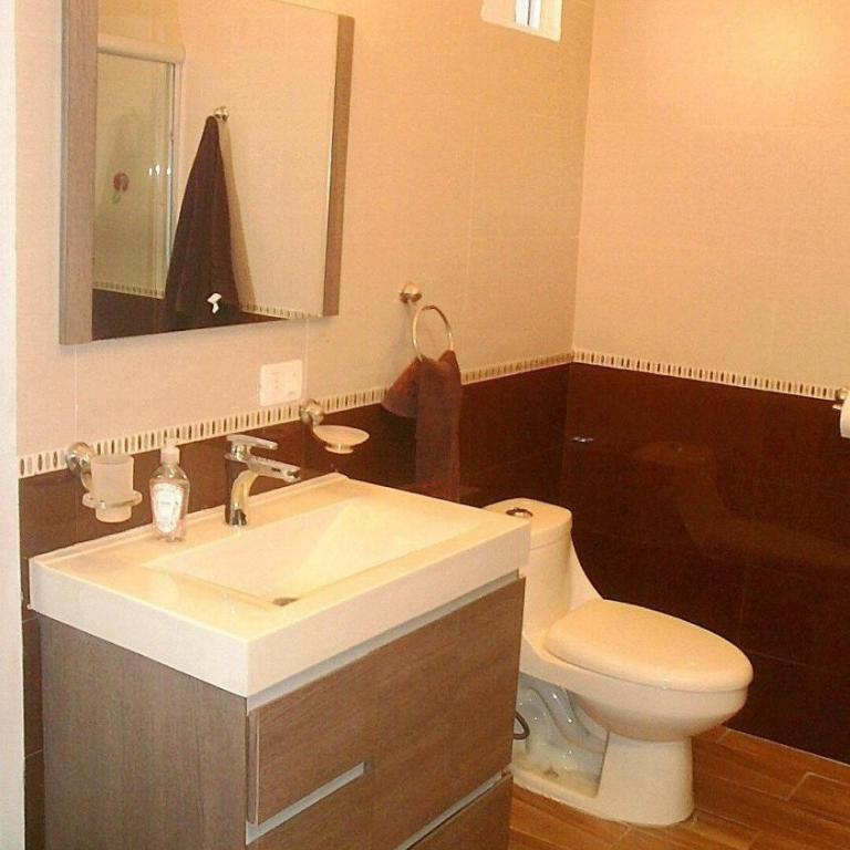 Alojamiento cerca del Tec de Monterrey - Two-Bedroom Deluxe Apartment with Balcony - 10