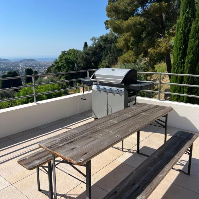 Contemporary Villa with Sea View, Infinity Swimming pool, Gym , Cinema room,Lift - Villa - 25