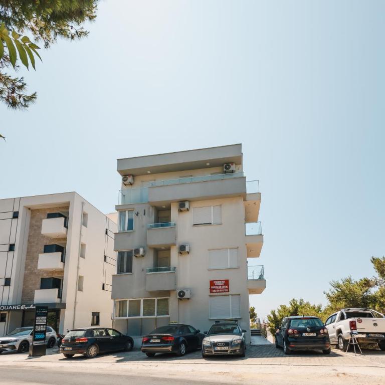 Chez Vous - One-Bedroom Apartment - 46