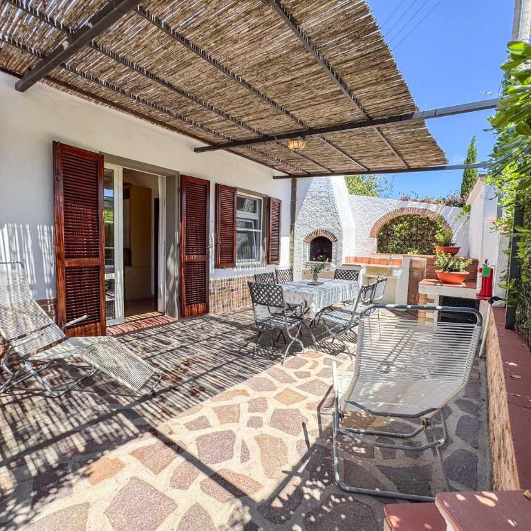 Appartamenti Casa Rossi - Appartamento con 2 Camere da Letto e Terrazza - 1